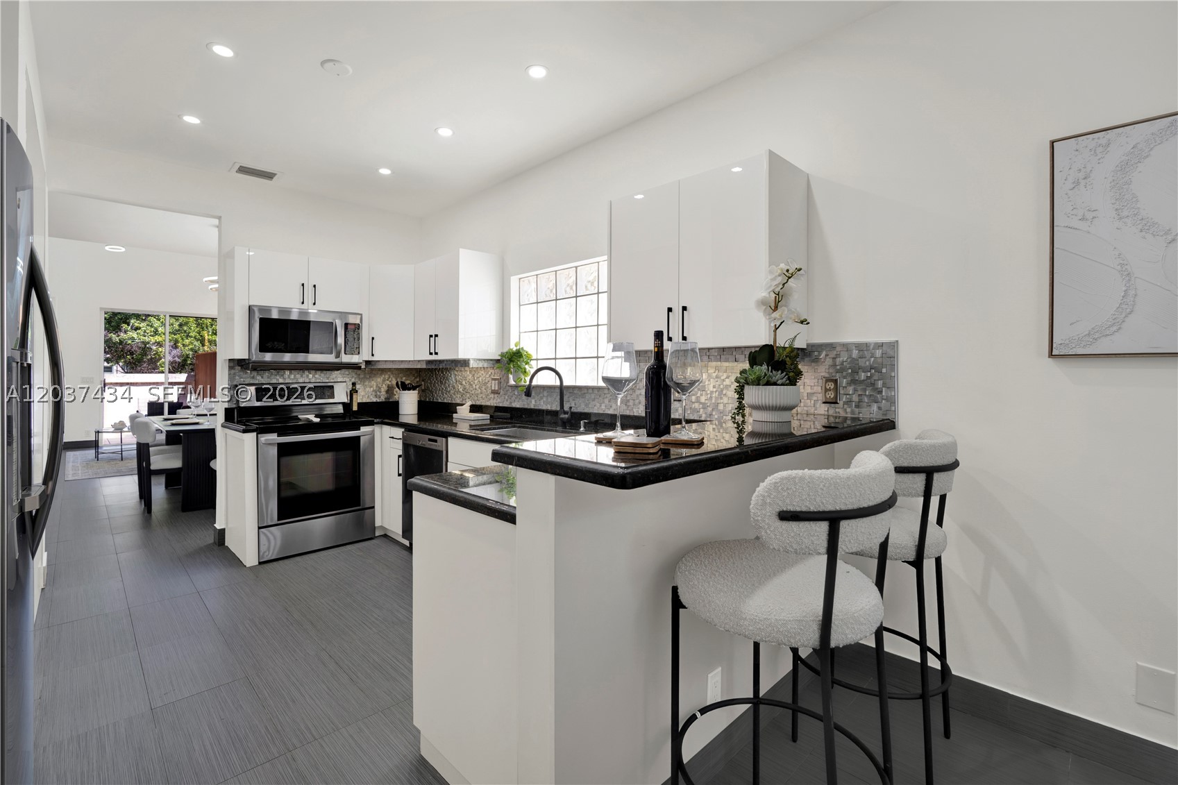 SAN MARINO VILLAGE - Residential Lease