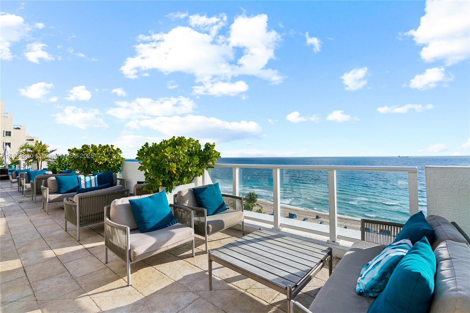 551 FLB CONDOMINIUM RESID - Residential