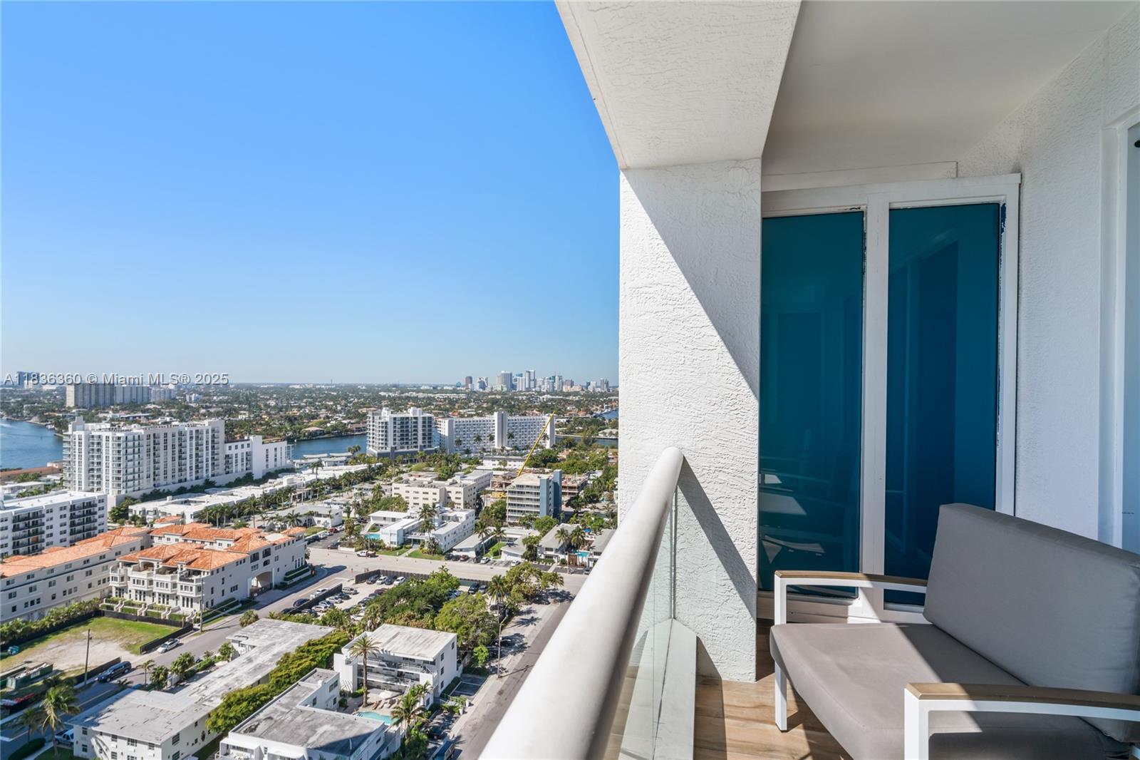 551 FLB CONDOMINIUM RESID - Residential