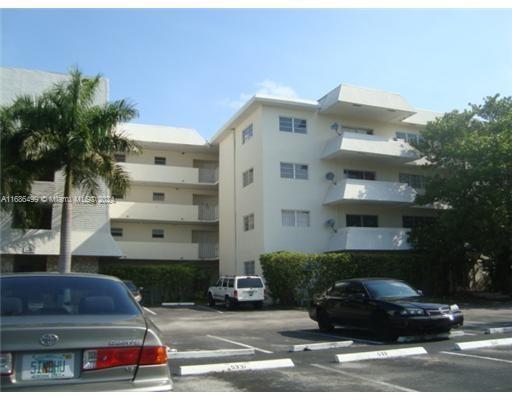 VILLAGE AT DADELAND CONDO - Residential Lease