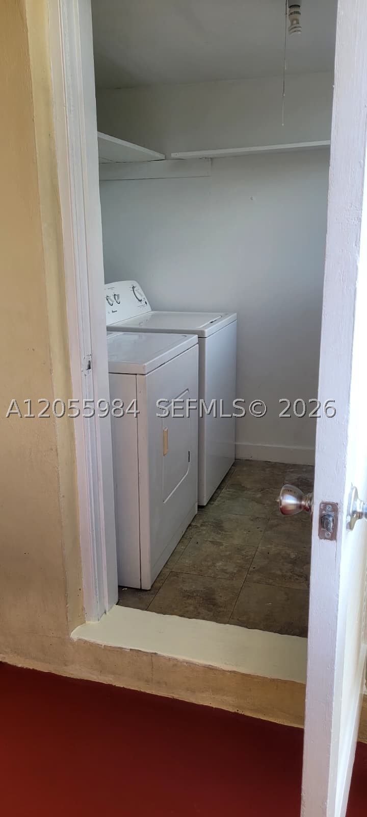 KENDALE LK TOWNHOUSE COND - Residential