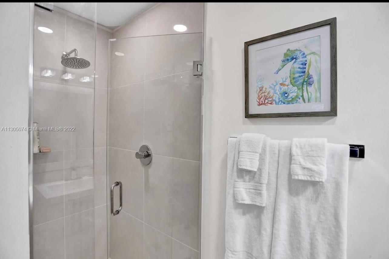 CORAL RIDGE ISLES - Residential Lease