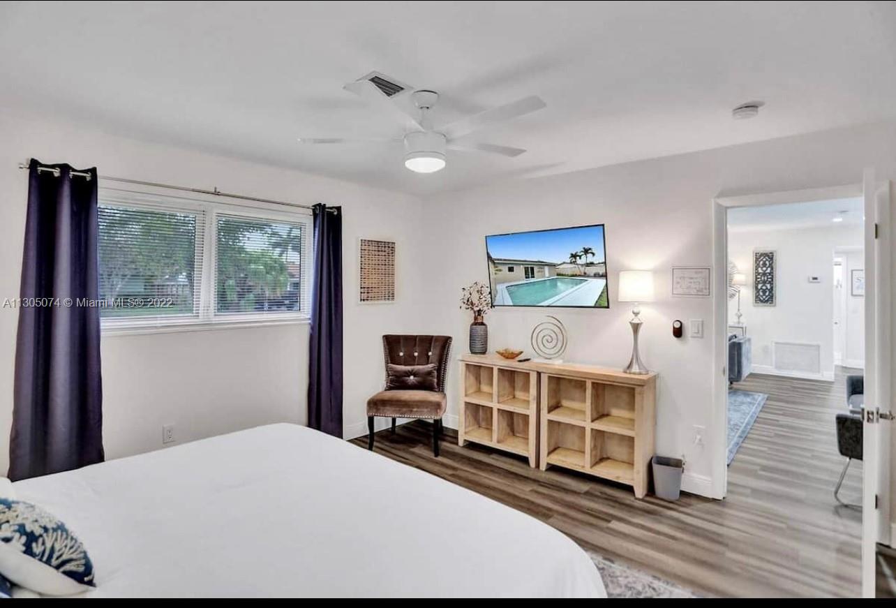 CORAL RIDGE ISLES - Residential Lease