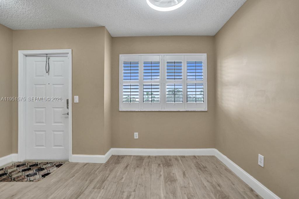 SOUTHAMPTON CONDOMINIUM I - Residential