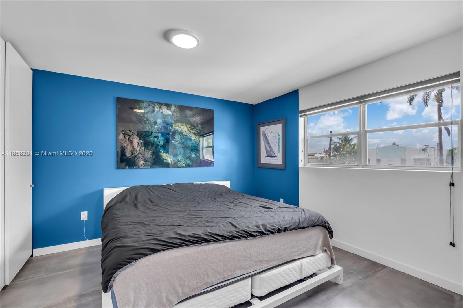 DREXEL 15 CONDO - Residential
