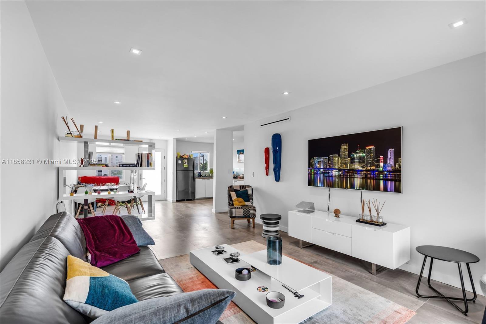 DREXEL 15 CONDO - Residential
