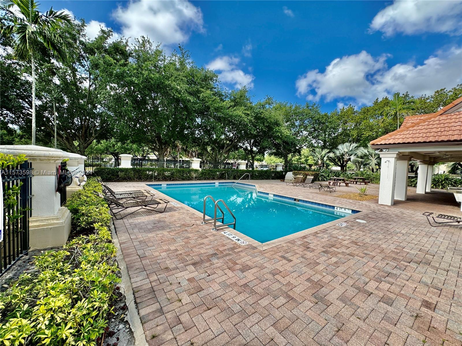 DARLINGTON PARK - Residential Lease
