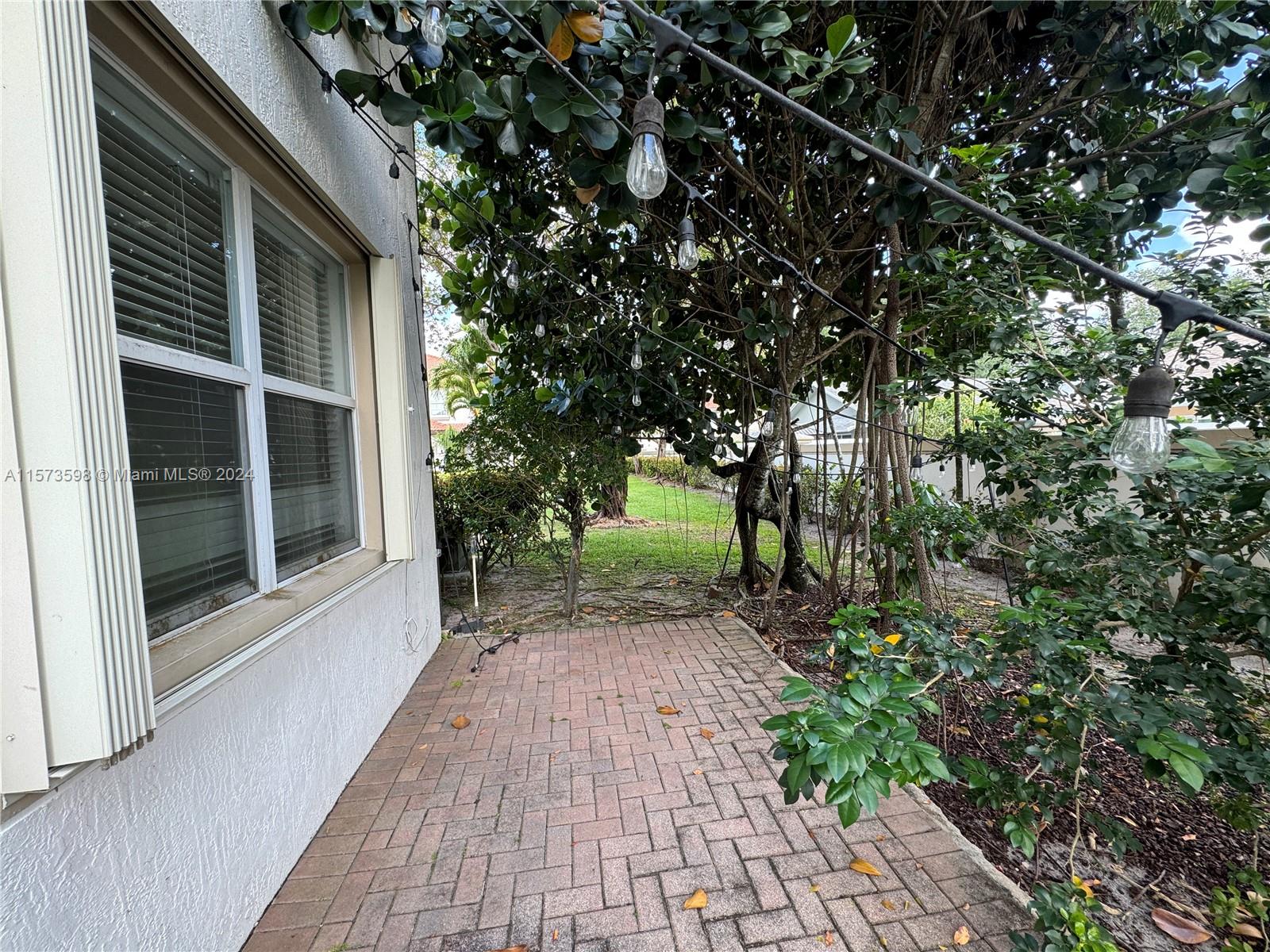 DARLINGTON PARK - Residential Lease