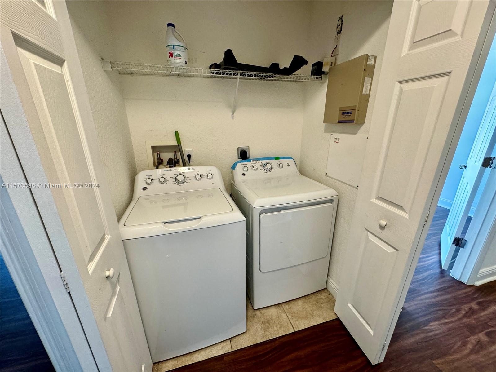 DARLINGTON PARK - Residential Lease