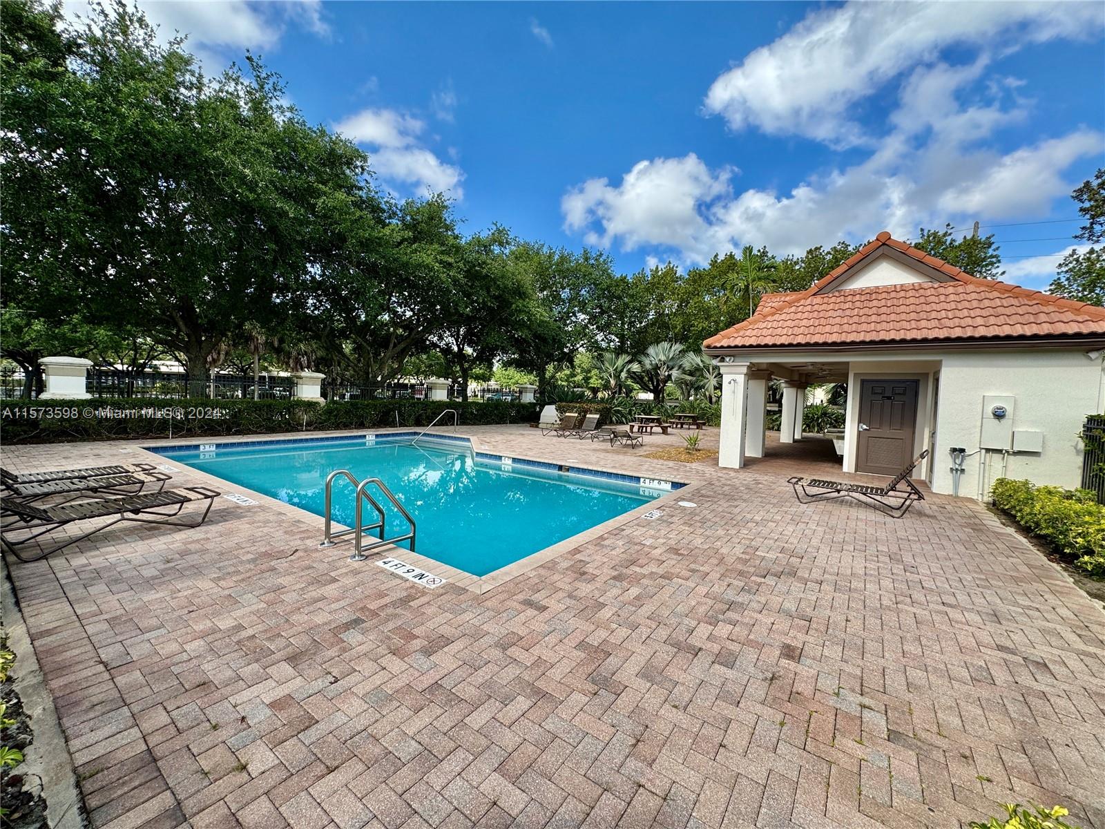 DARLINGTON PARK - Residential Lease
