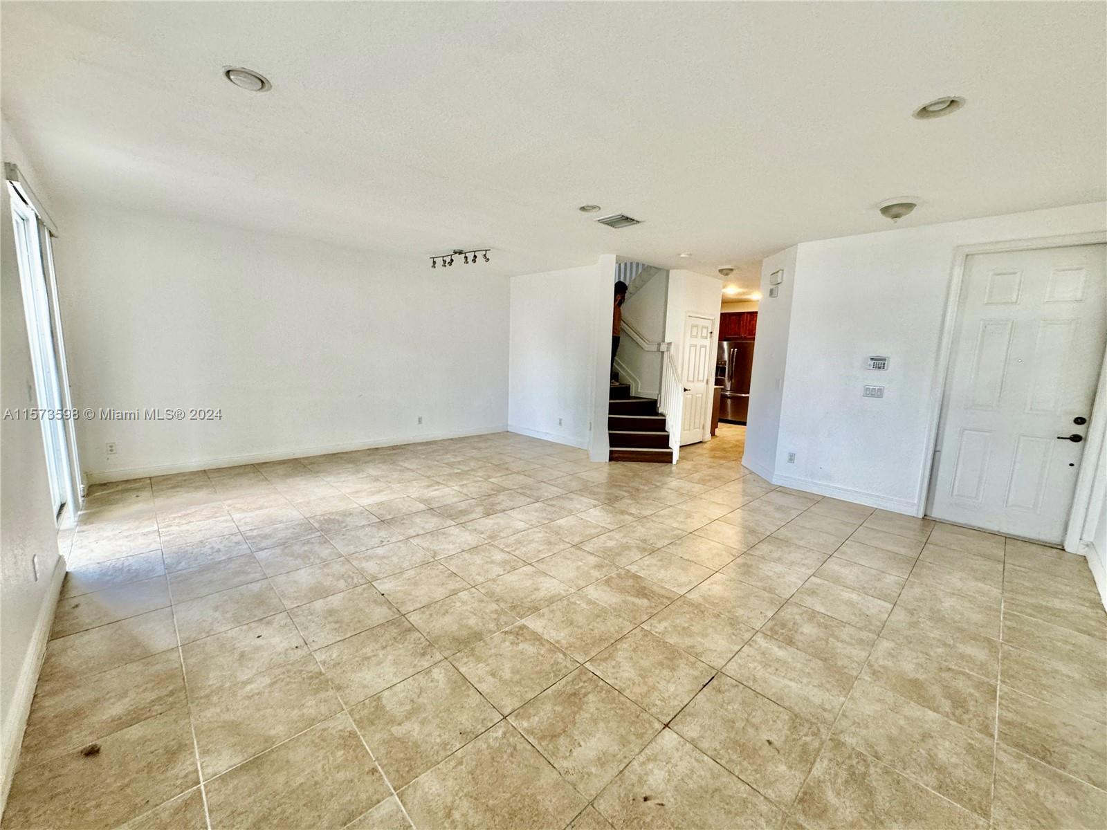 DARLINGTON PARK - Residential Lease