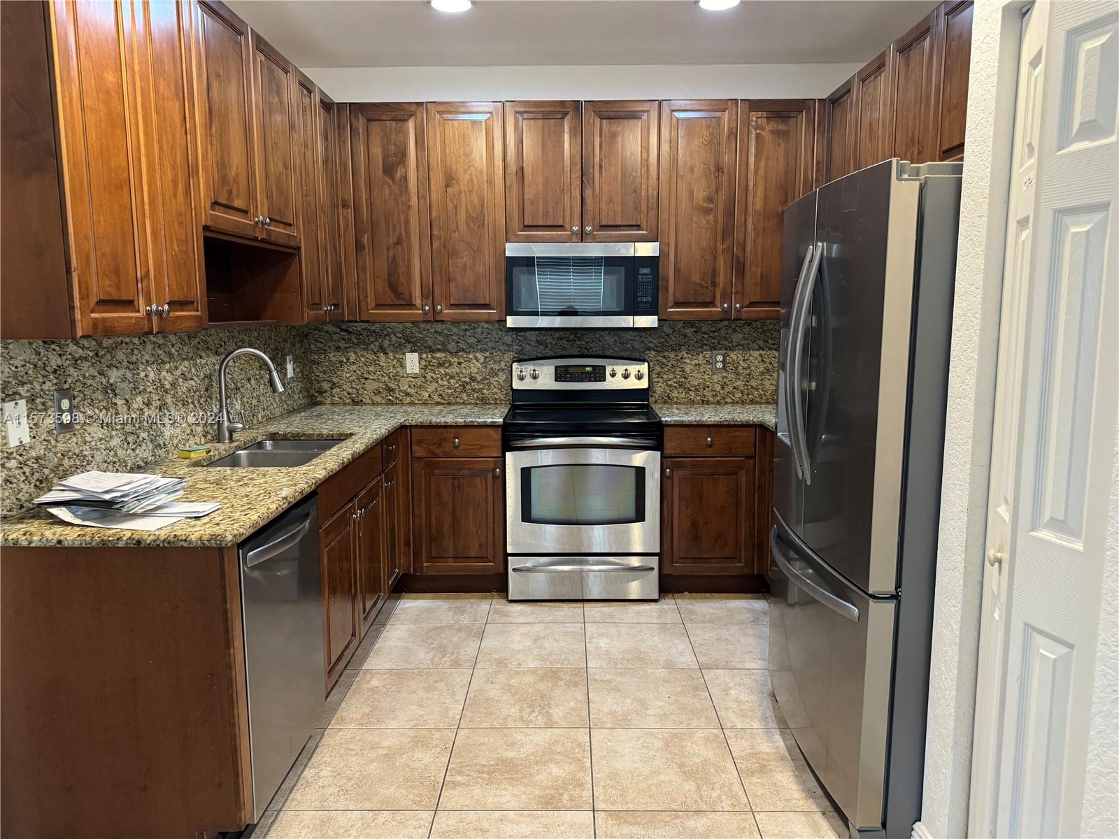 DARLINGTON PARK - Residential Lease