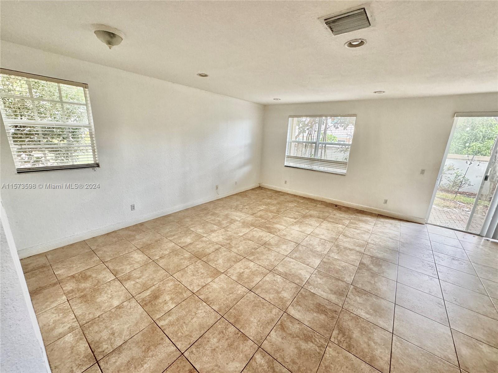 DARLINGTON PARK - Residential Lease