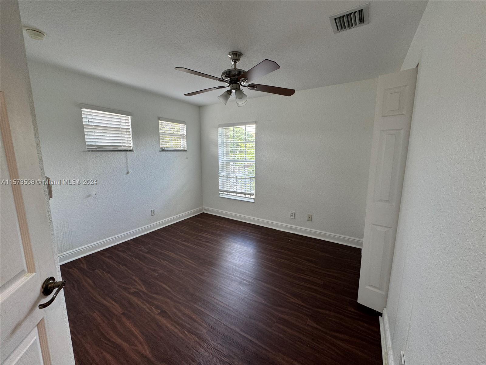 DARLINGTON PARK - Residential Lease