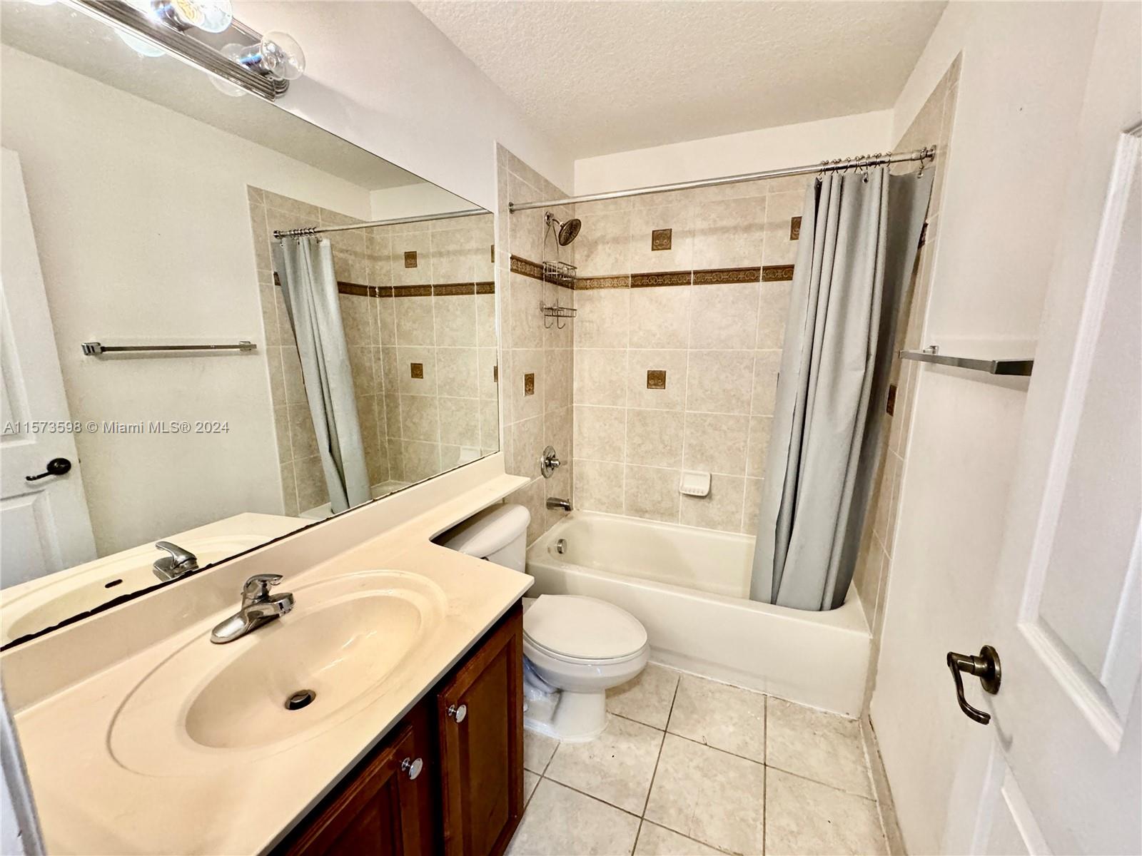 DARLINGTON PARK - Residential Lease