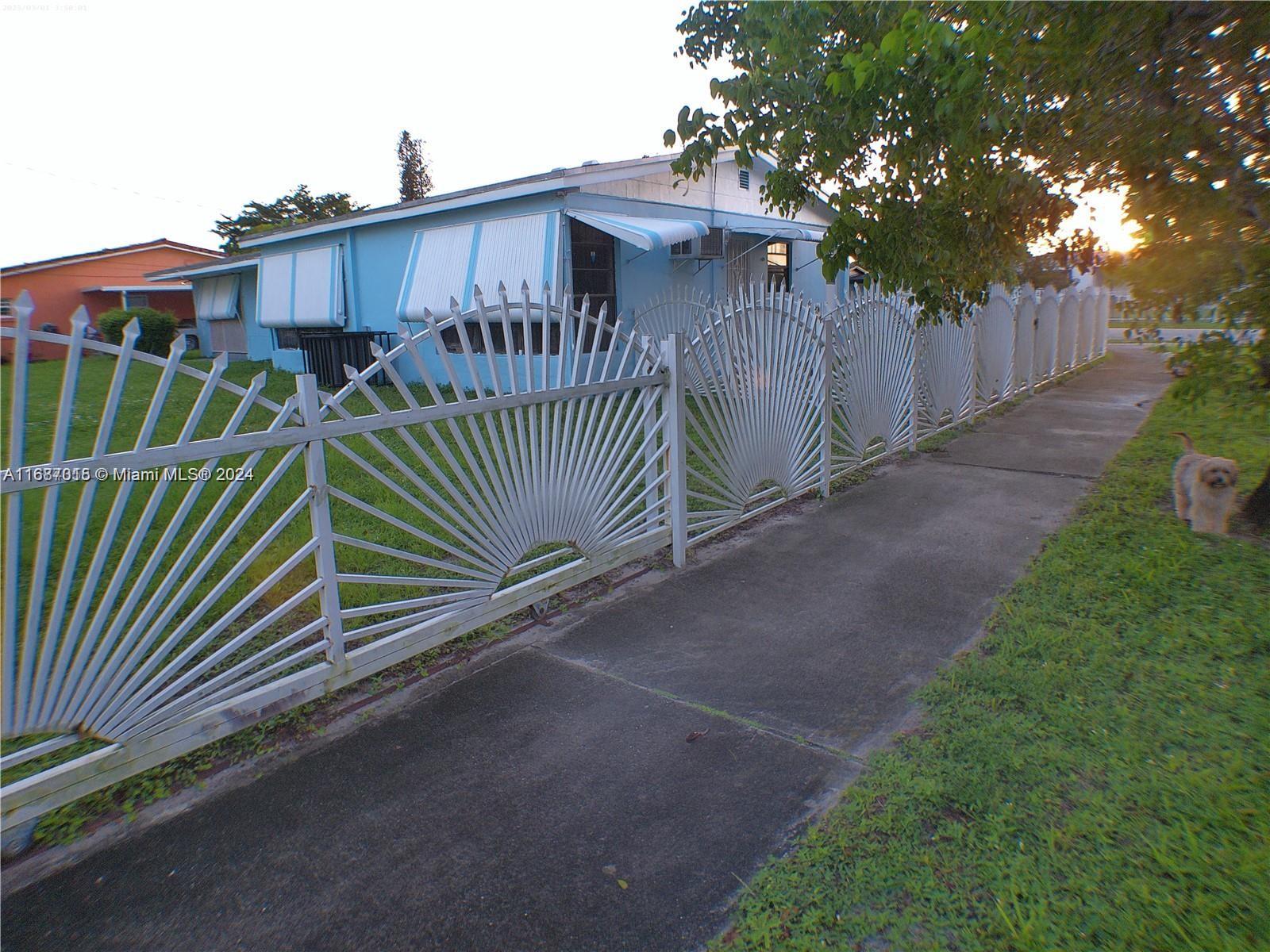 SCOTT LAKE MANOR SEC 3 - Residential Lease