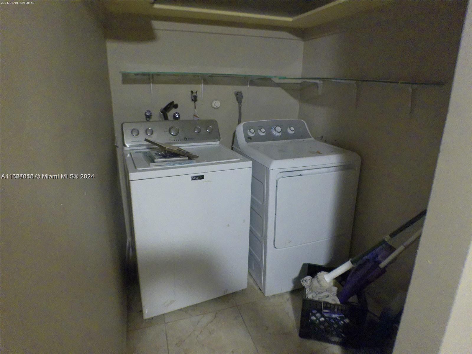 SCOTT LAKE MANOR SEC 3 - Residential Lease