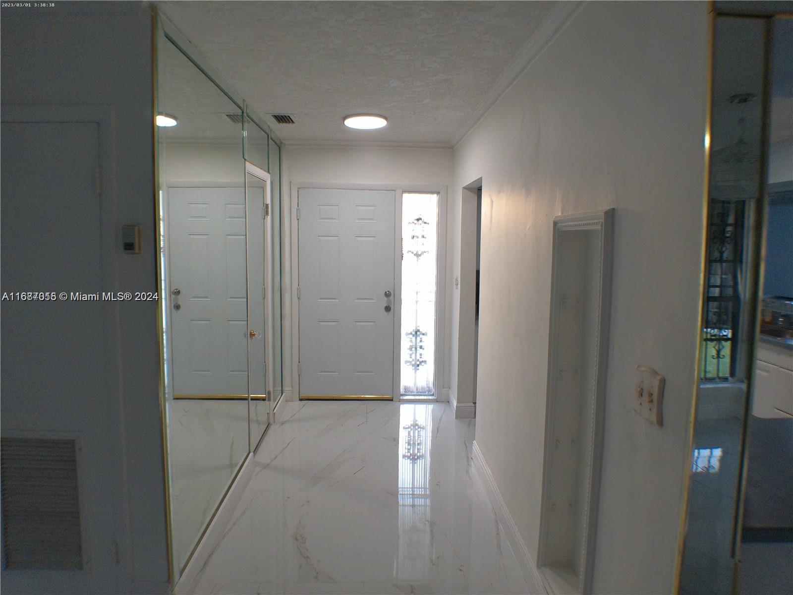 SCOTT LAKE MANOR SEC 3 - Residential Lease
