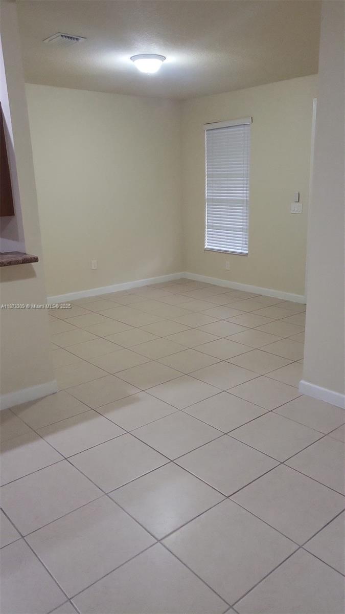 Spacious 4 BR/2.5 BA home in the heart of West Kendall! Recently updated with brand-new wood-look flooring throughou the 2nd floor, tile first floor, residence with everyday comfort.
Enjoy 4 full bedrooms, including a master suite with walk-in closet, and a private patio perfect for family gatherings or entertaining. Freshly painted and move-in ready!
Ideally located near top-rated schools, Publix, Target, Walmart, LA Fitness, restaurants, beautiful parks, and major highways. Just minutes from Jackson South Medical Center, Baptist Hospital Kendall, and West Kendall Baptist Hospital. This rental home offers comfort, convenience, and lifestyle all in one, also with a children's play area, adult and children's pool, gym, and BBQ area.
Don’t miss it!