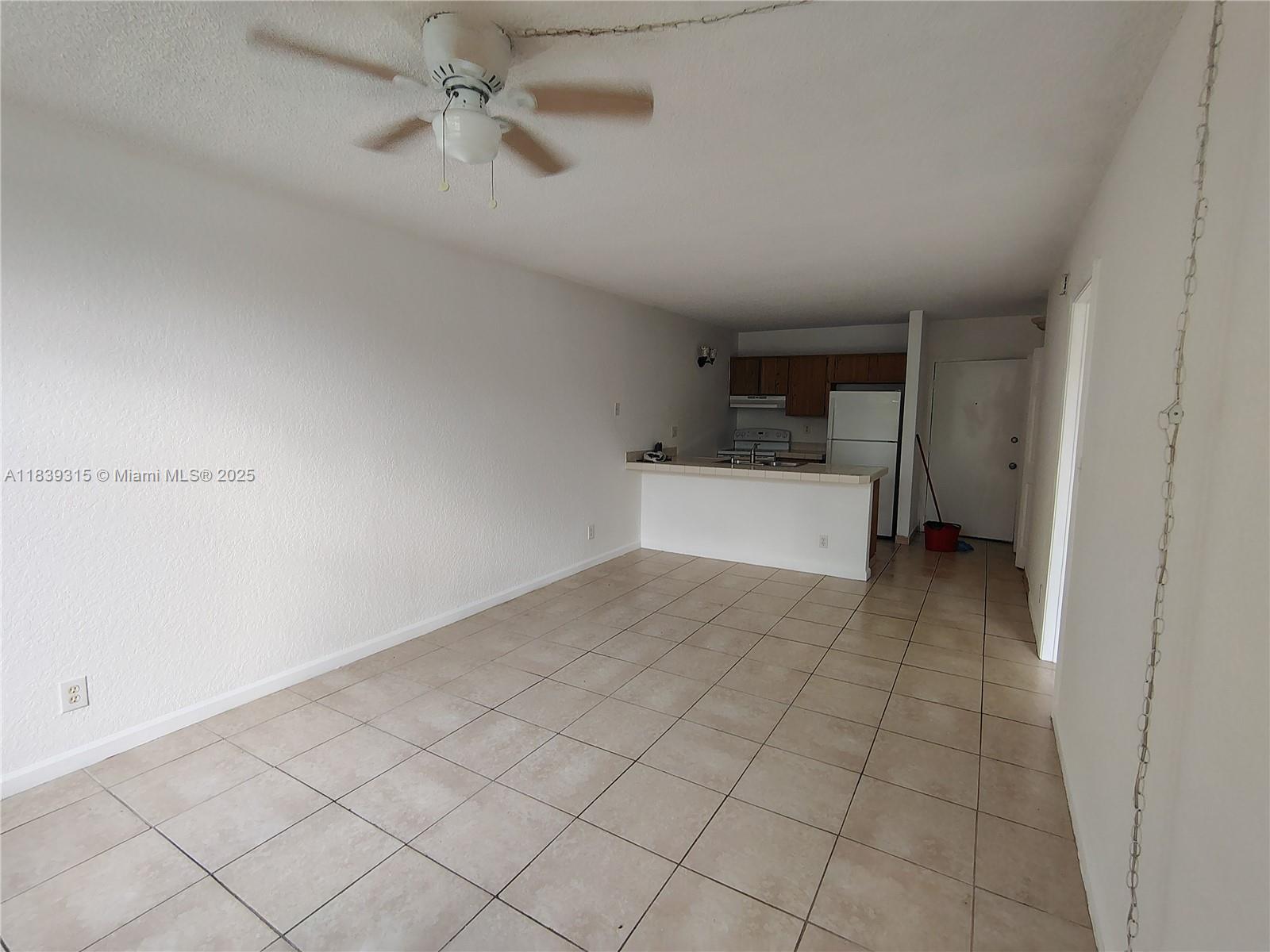 CORAL SPRINGS TOWER CLUB - Residential