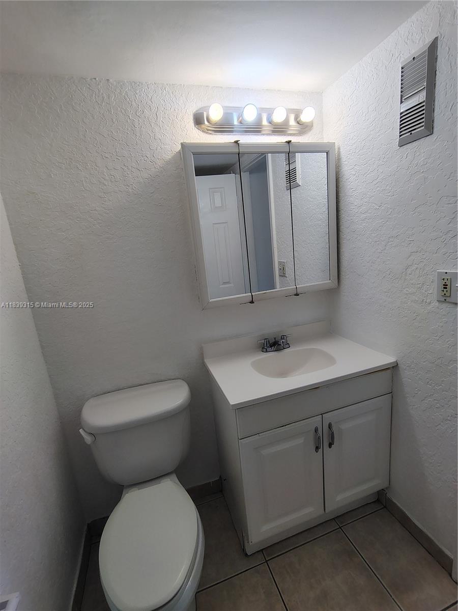 CORAL SPRINGS TOWER CLUB - Residential