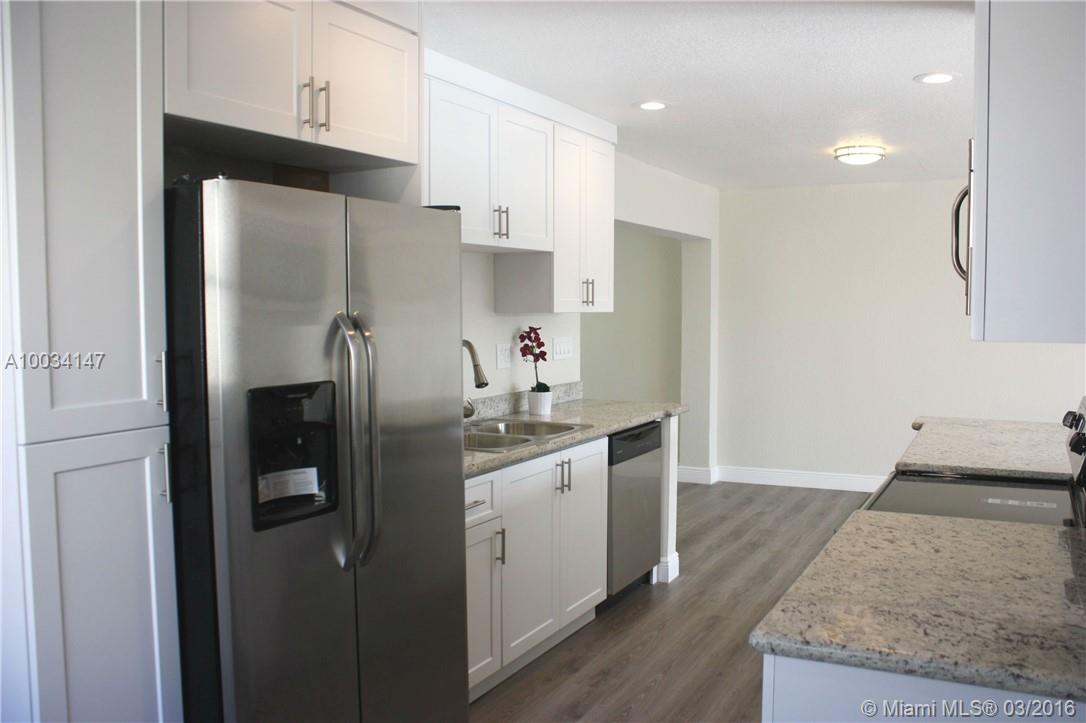 Mainlands Of Tamarac Lake - Residential