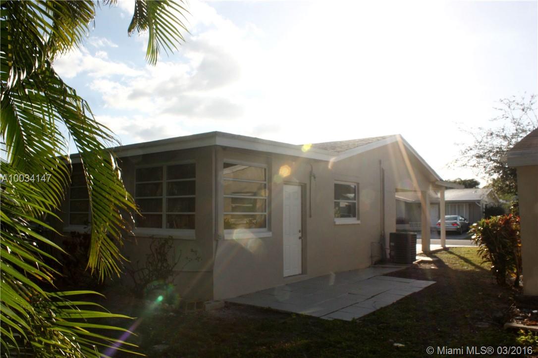 Mainlands Of Tamarac Lake - Residential