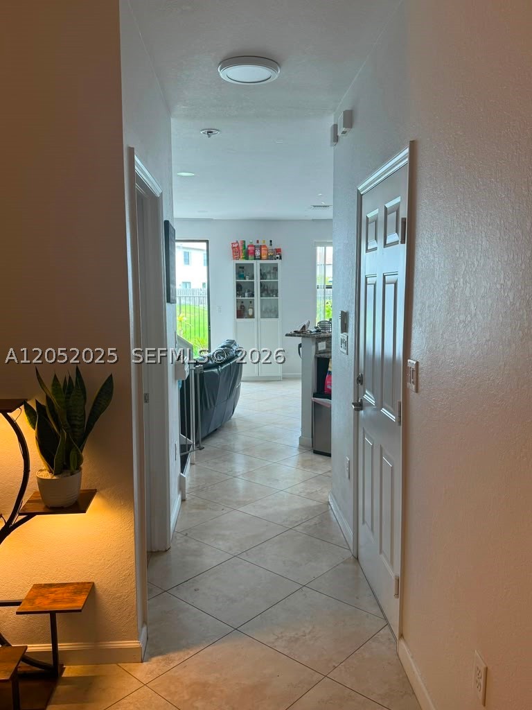 SILVER PALM WEST - Residential Lease