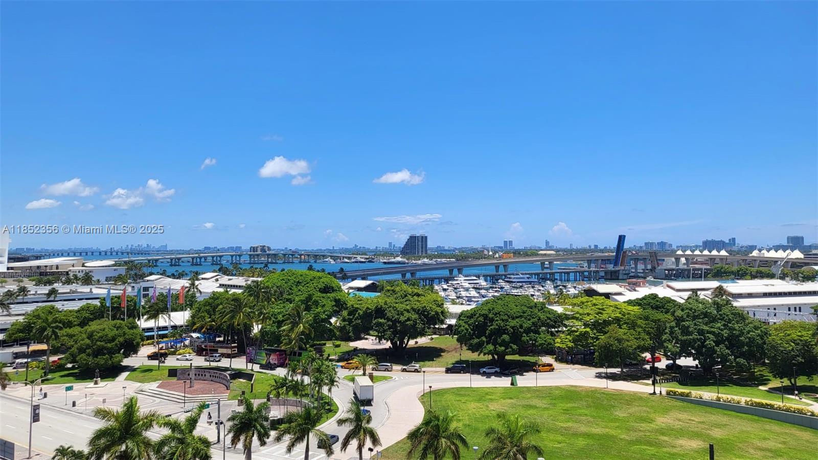 VIZCAYNE SOUTH CONDO - Residential