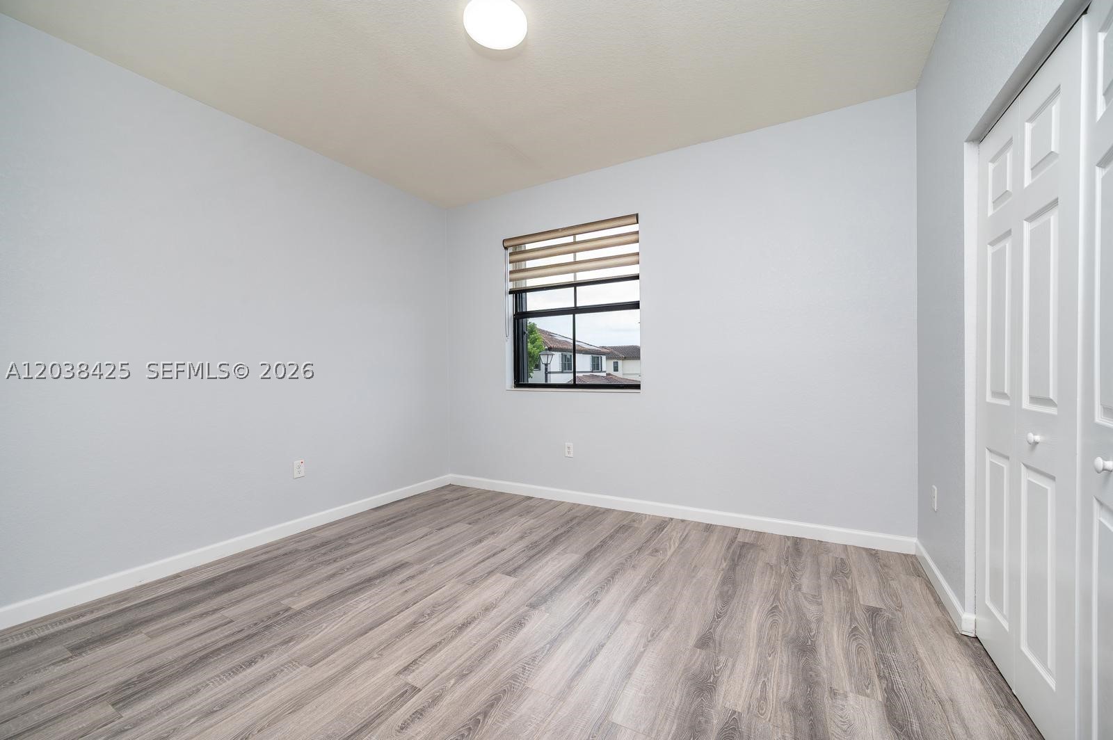 COCO PALM ESTATES - Residential Lease