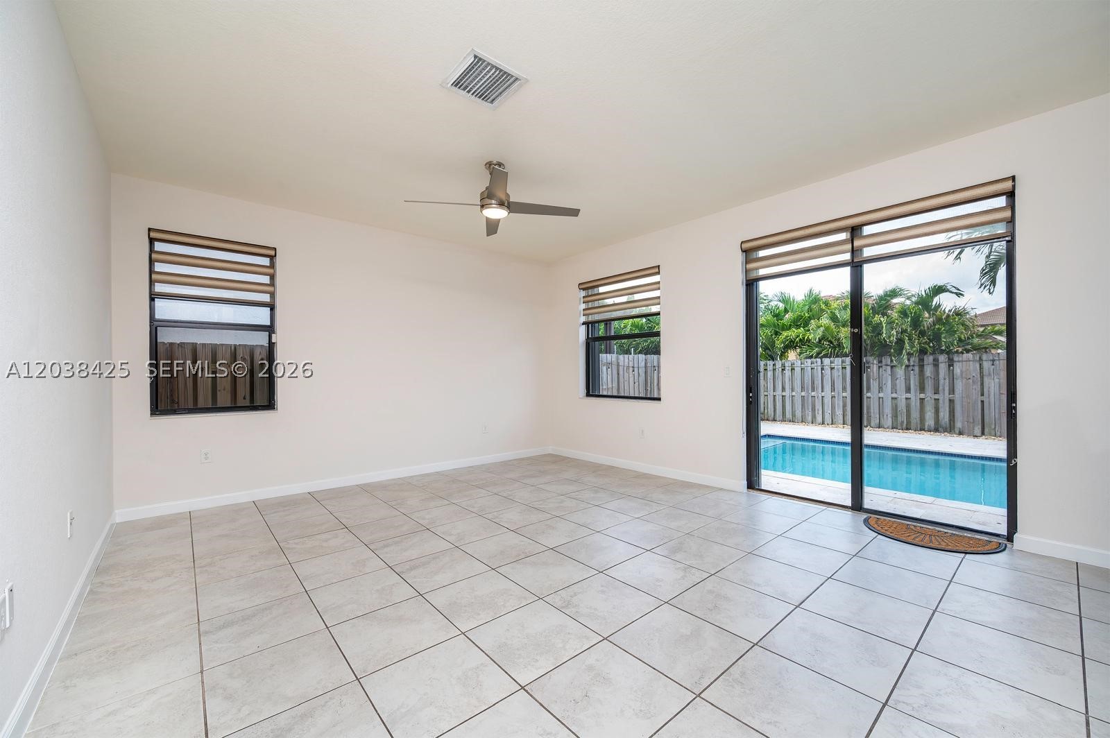 COCO PALM ESTATES - Residential Lease