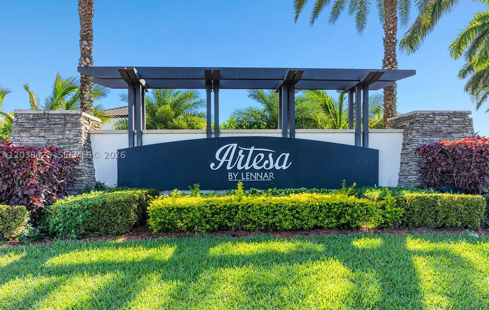 COCO PALM ESTATES - Residential Lease