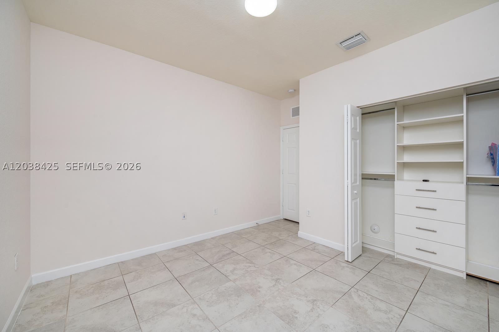 COCO PALM ESTATES - Residential Lease