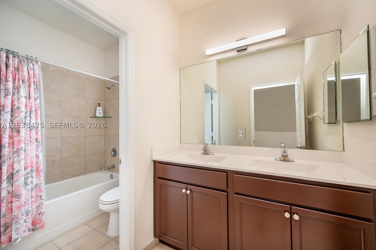 COCO PALM ESTATES - Residential Lease