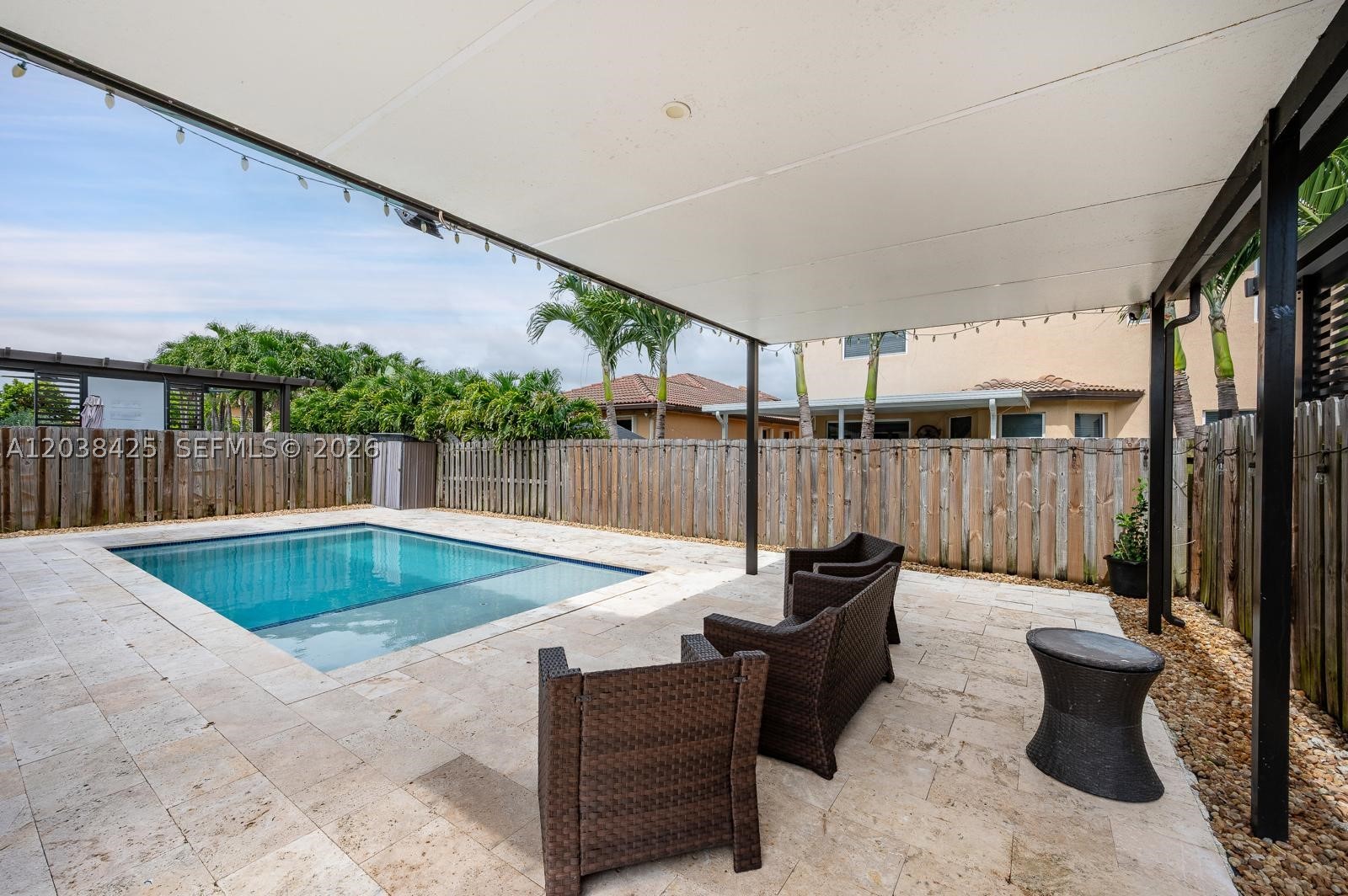 COCO PALM ESTATES - Residential Lease