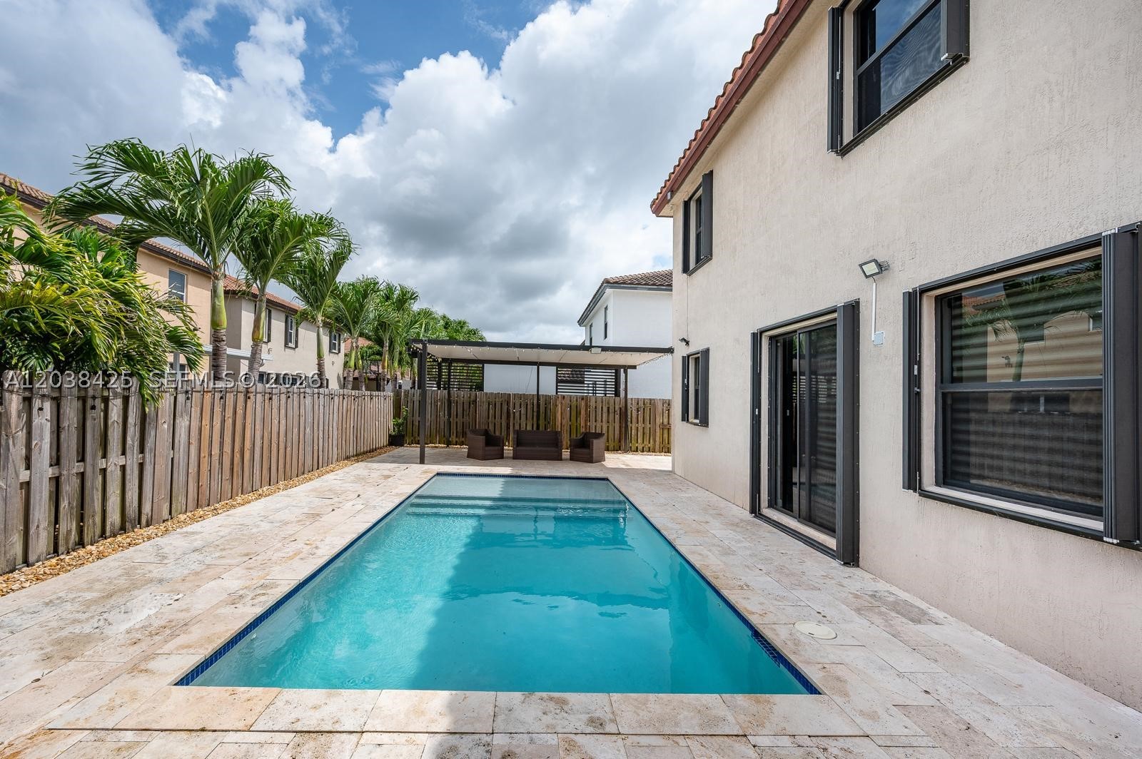 COCO PALM ESTATES - Residential Lease