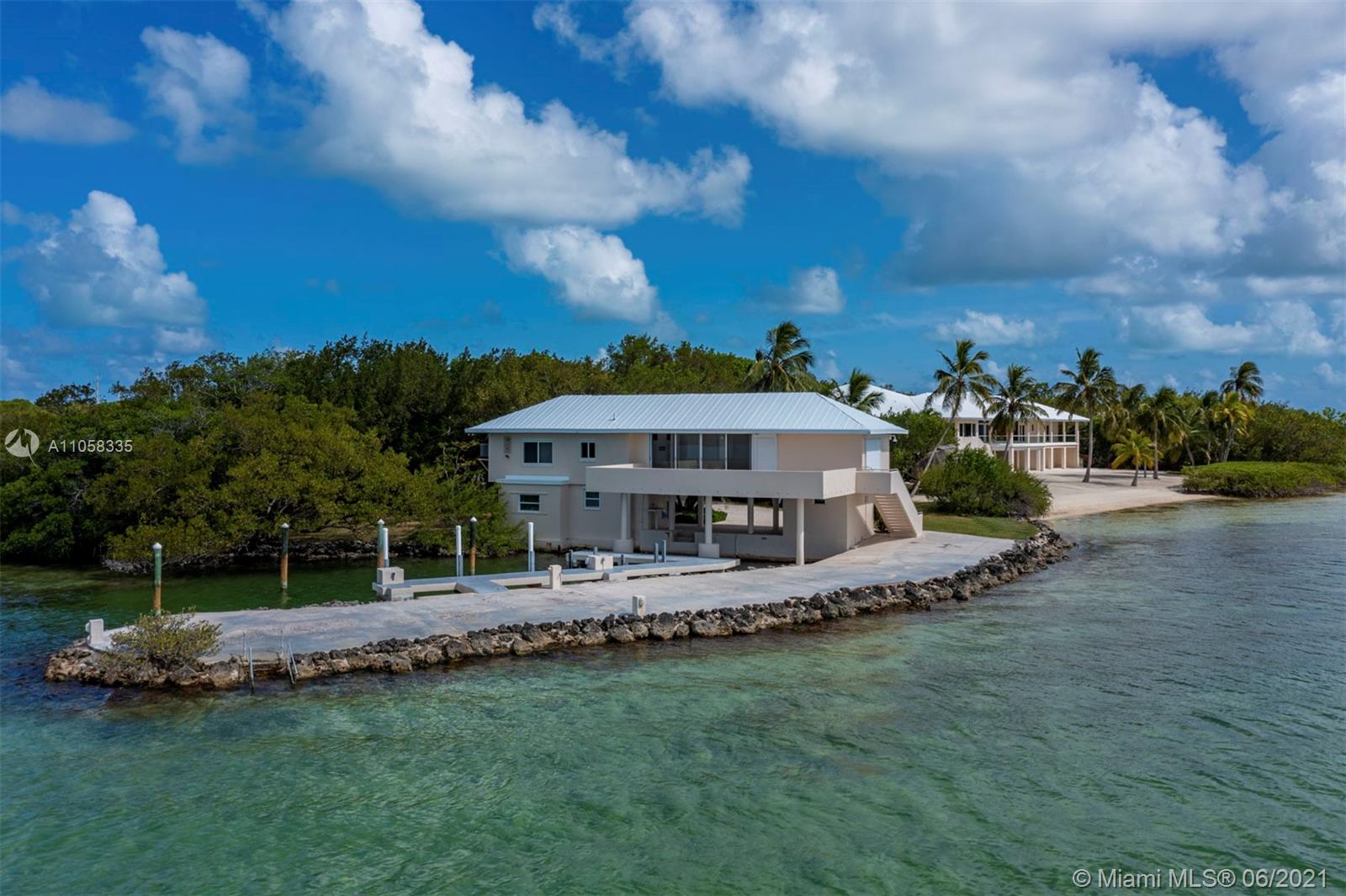 MATECUMBE SUB LOTS 3 & 4 - Residential