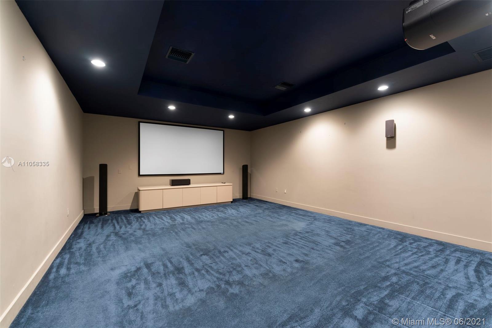 MATECUMBE SUB LOTS 3 & 4 - Residential