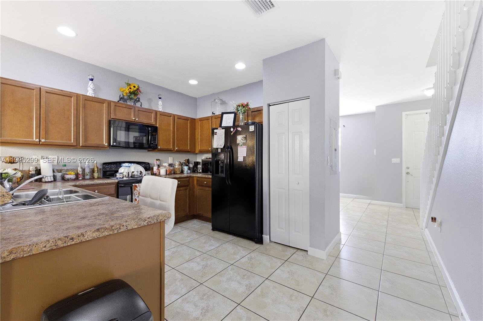 LAKES BY THE BAY EVE REPL - Residential