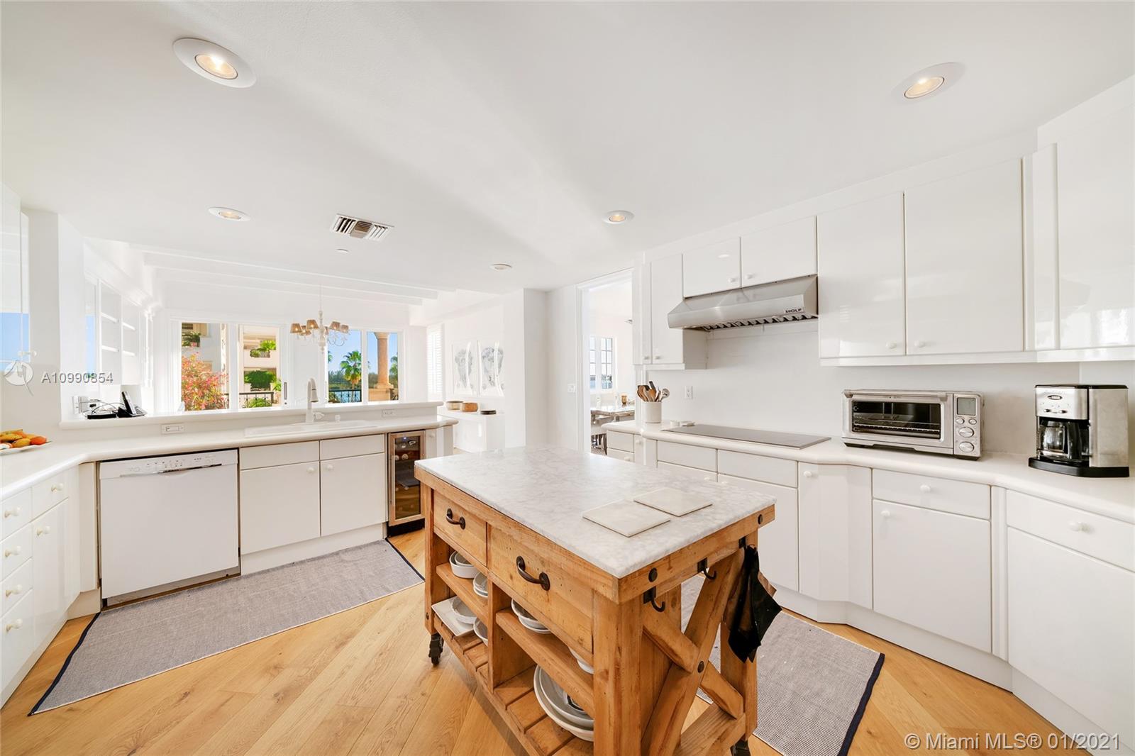 BAYVIEW FISHER ISL NO TWO - Residential