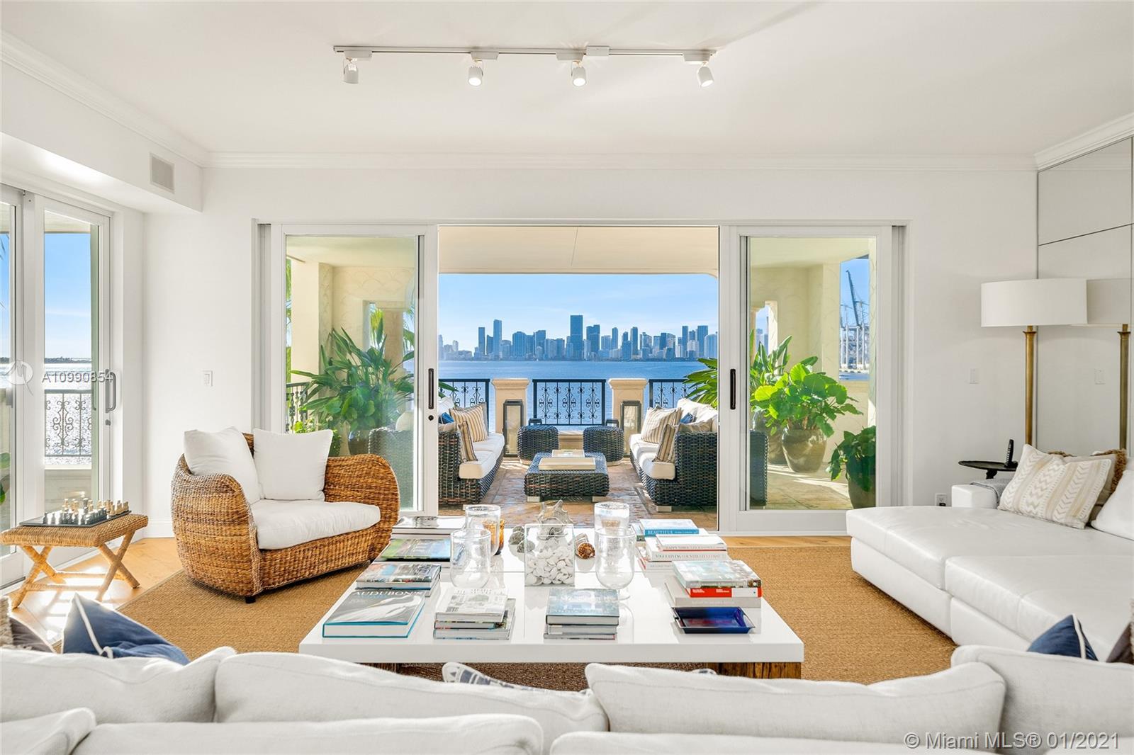 BAYVIEW FISHER ISL NO TWO - Residential