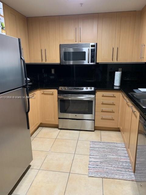 NURIVER LANDING CONDO - Residential