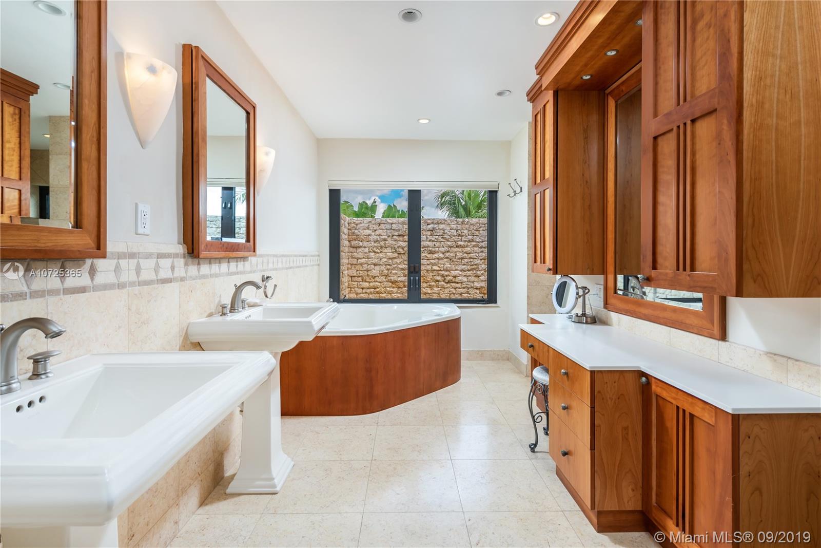 CORAL BAY SEC D - Residential