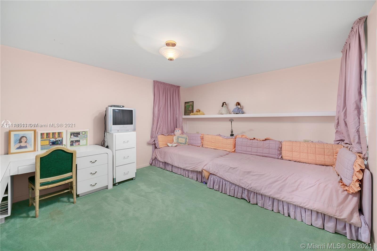 NORMANDY GOLF COURSE - Residential