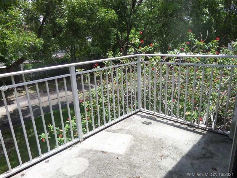 CLUB QUARTERS AT RAINTREE - Residential Lease