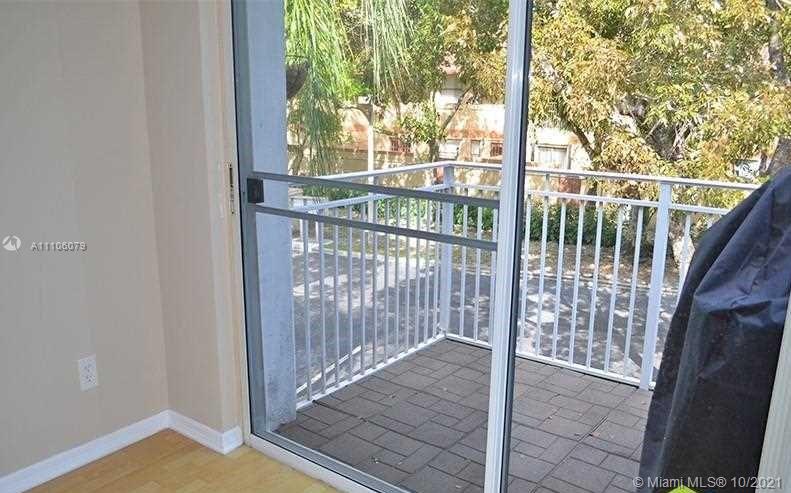 CLUB QUARTERS AT RAINTREE - Residential Lease
