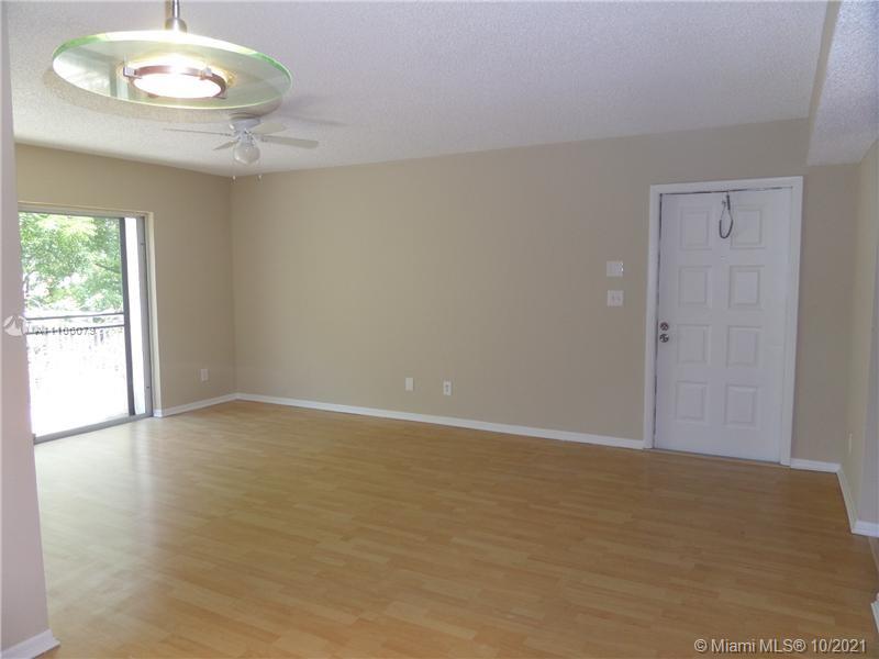 CLUB QUARTERS AT RAINTREE - Residential Lease