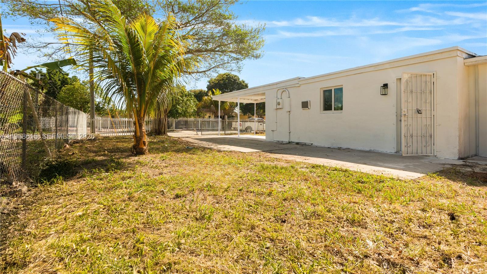 RANDALL PARK - Residential