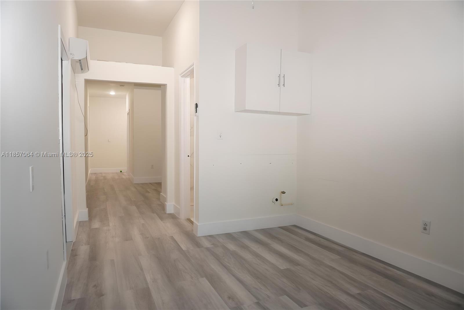 INGLESIDE PARK REV - Residential