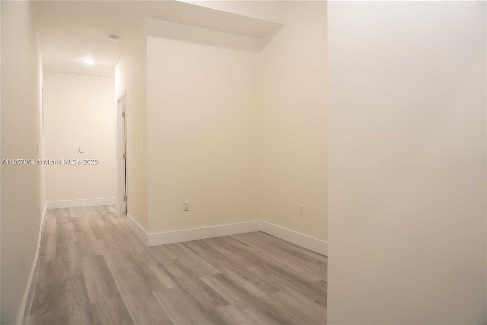INGLESIDE PARK REV - Residential